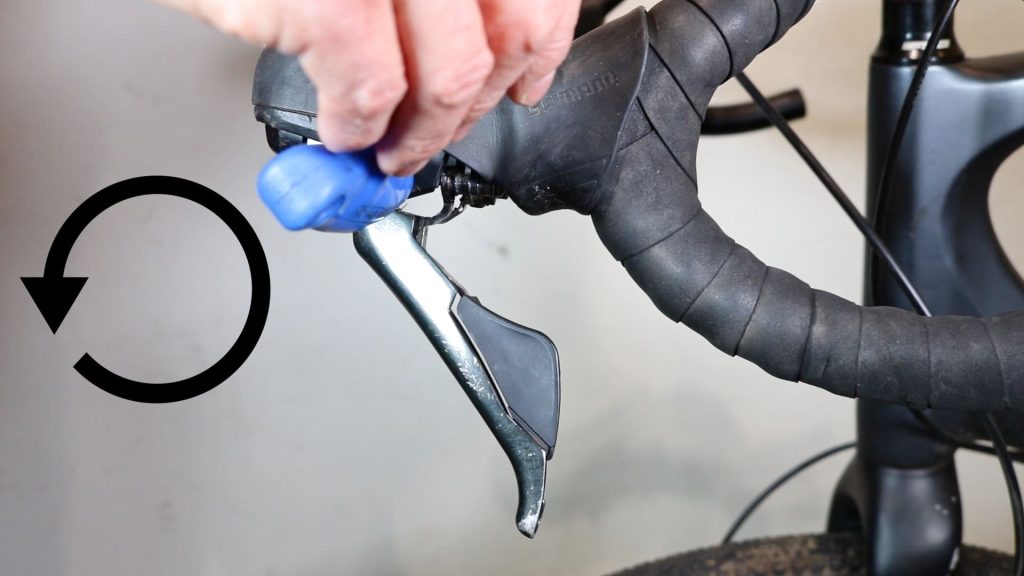 Bicycle brake lever reach