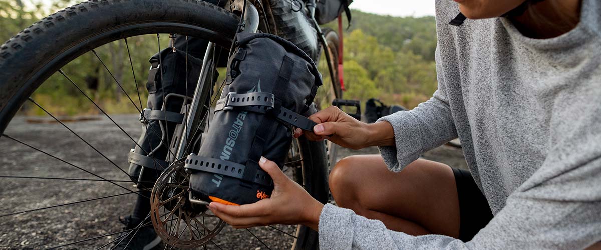 Bikepacking mounting inspection