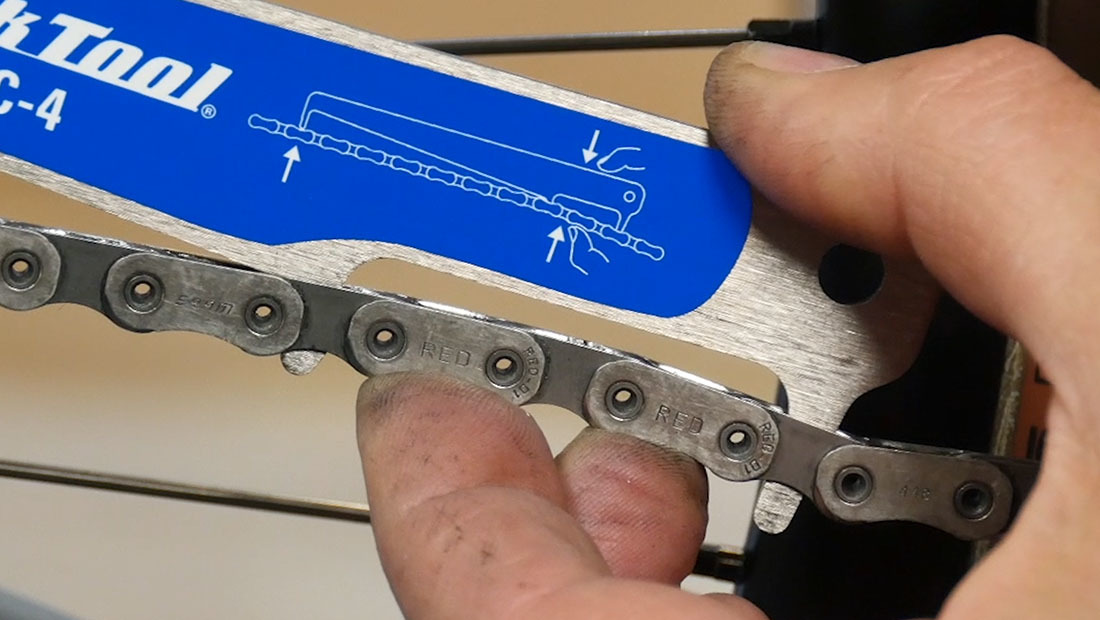 Checking chain wear