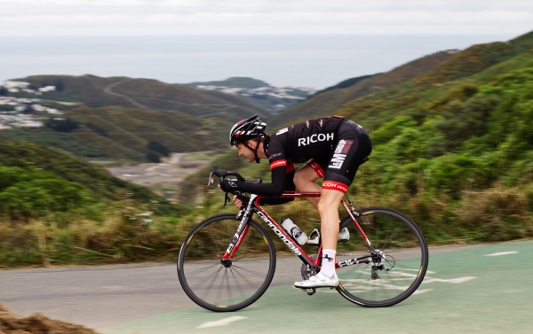 Cyclist stopping position