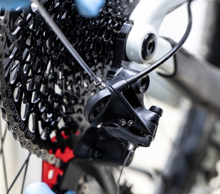 Rear drivetrain inspection