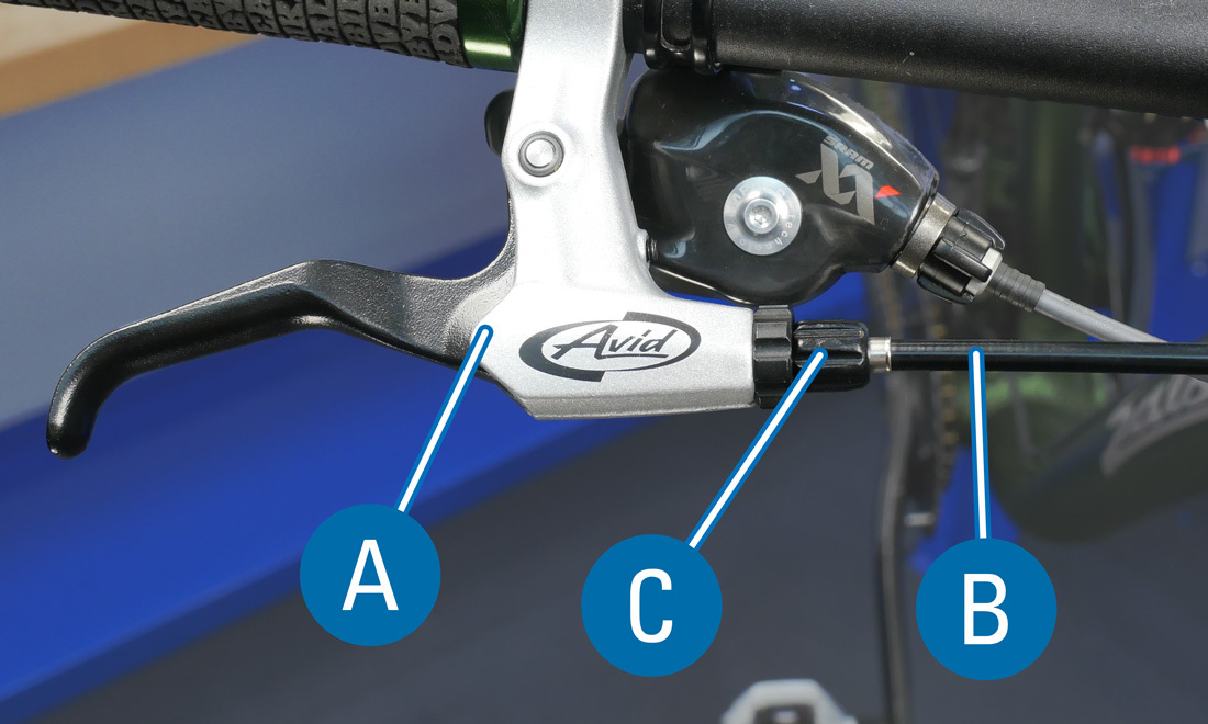 Rear front pad alignment