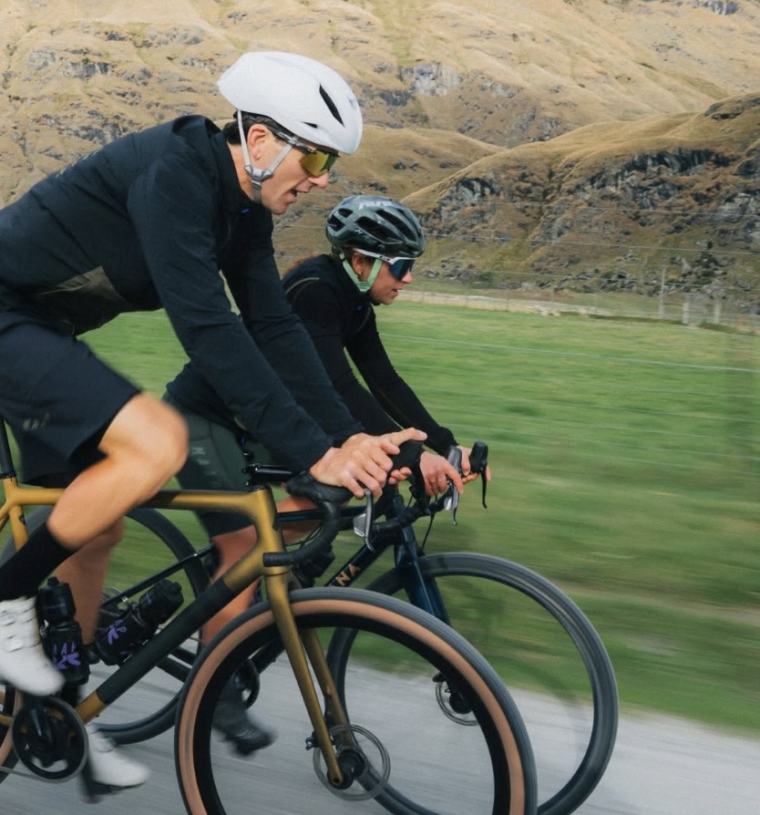 different cycling outfits
