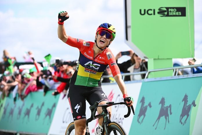 women stage race leaders